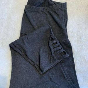 Cropped maternity leggings